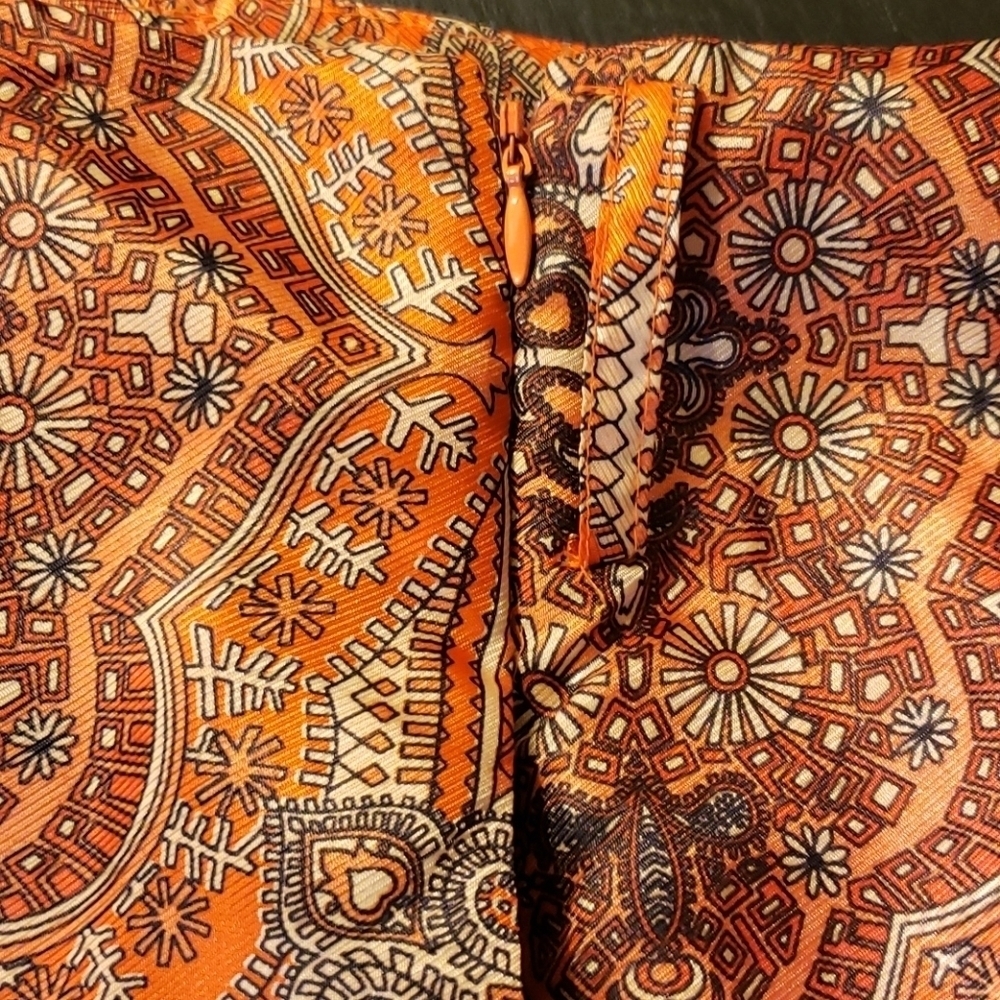 Love21 orange tapestry lined flare skirt - Picture 4 of 11